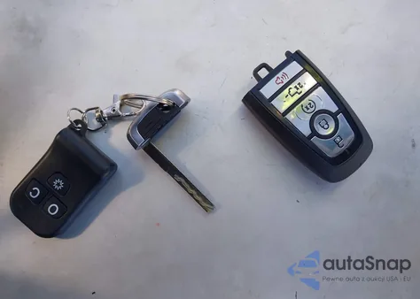 2023 Ford F-150 Lariat из США, поврежденный, VIN 1FTFW1E82PFD19906